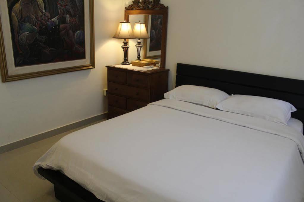 9 Bedroom Gerhana Villa קוטה לומבוק מראה חיצוני תמונה